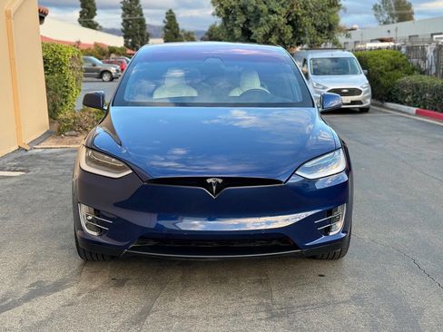 Used 2018 Tesla Model X 100D image 8