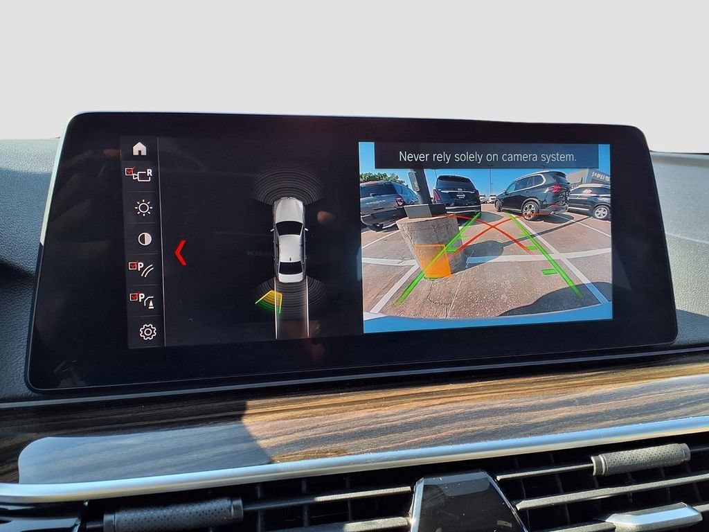 Used 2019 BMW 530i w/ Convenience Package RWD image 11