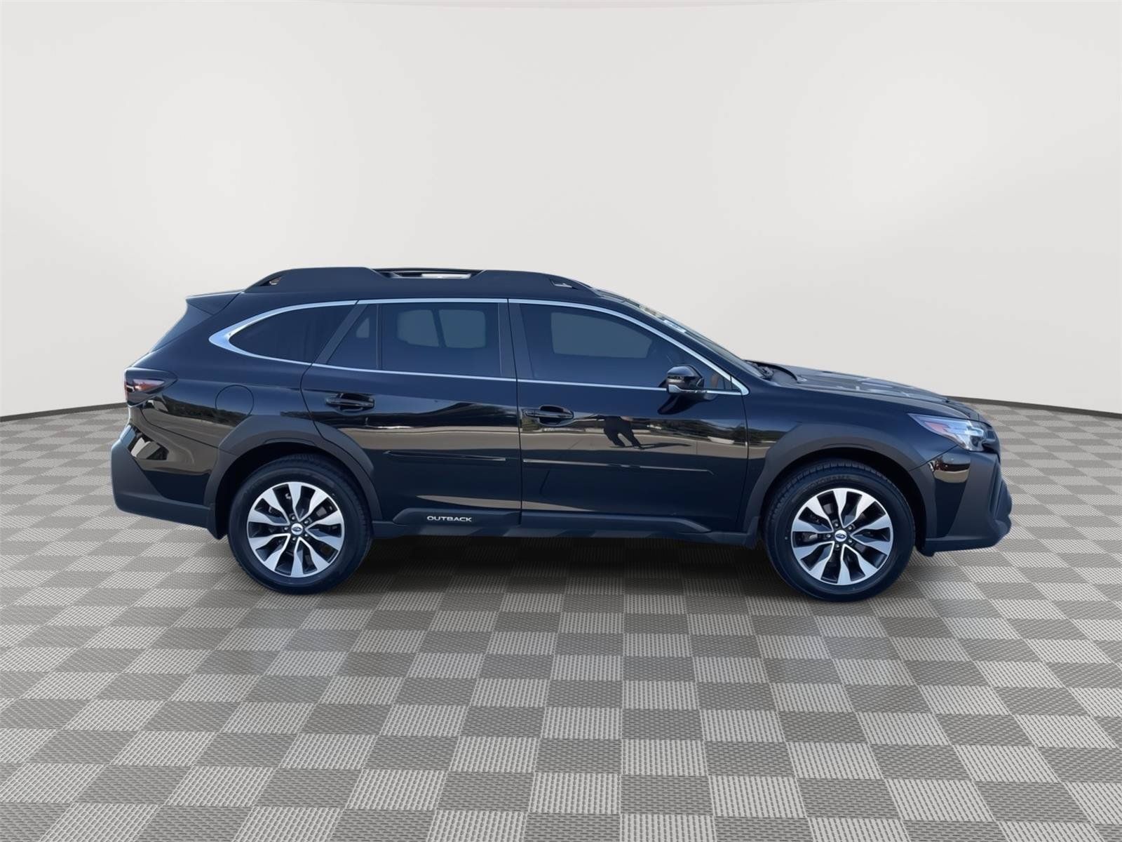 Used 2023 Subaru Outback Limited XT AWD/4WD image 15