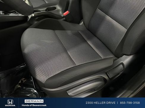 Used 2025 Kia Soul LX w/ LX Technology Package FWD image 19
