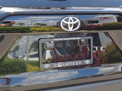 Used 2020 Toyota RAV4 Adventure AWD/4WD image 29