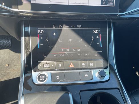 Used 2024 Audi Q7 Premium Plus image 24