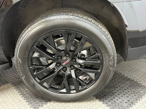 Certified 2023 GMC Yukon SLT w/ SLT Premium Package image 14