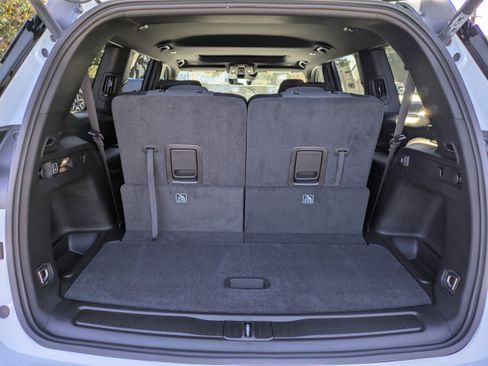 New 2025 Jeep Grand Cherokee L Laredo w/ Luxury Tech Group I image 14