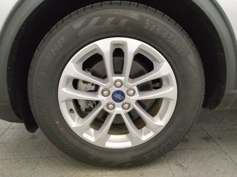 Used 2020 Ford Escape SE FWD image 31