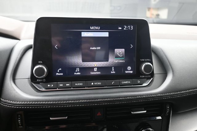 Used 2022 Nissan Rogue SV FWD image 11