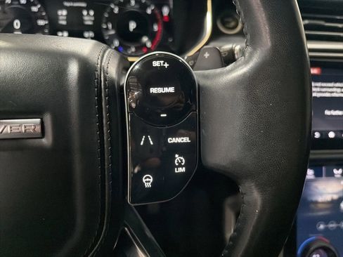 Used 2018 Land Rover Range Rover HSE image 14