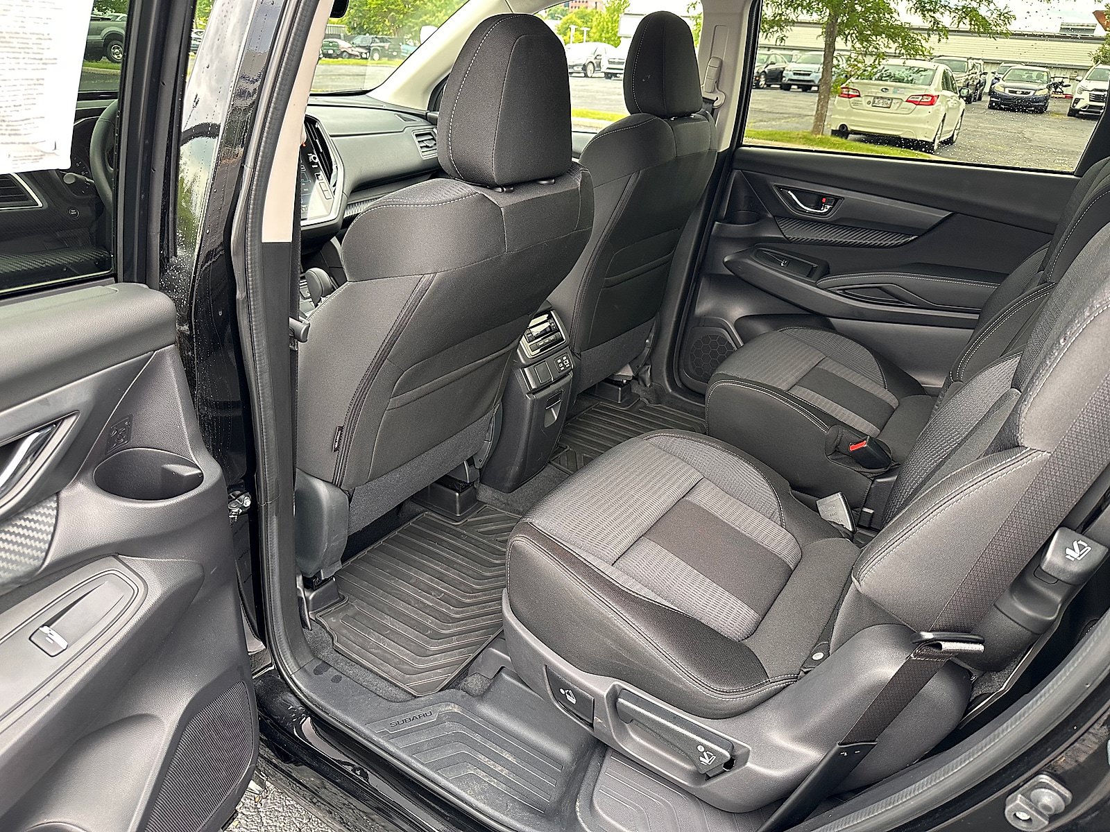 Used 2025 Subaru Ascent Premium AWD/4WD image 13