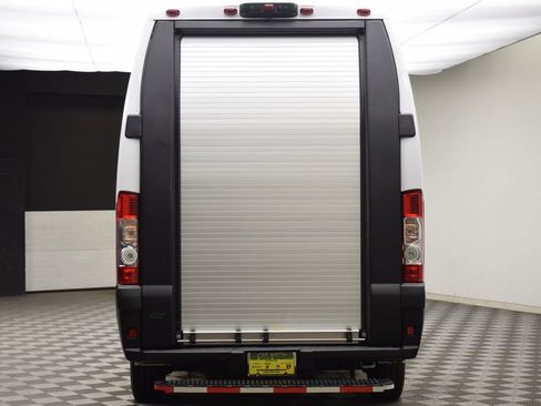 New 2024 RAM ProMaster 3500 w/ Delivery Van Package FWD image 11