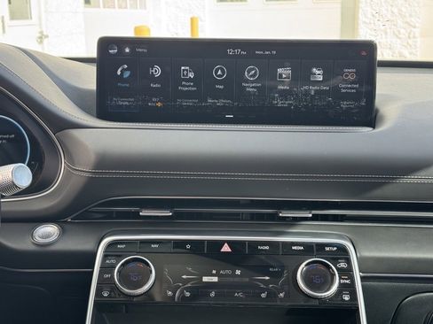 Used 2024 Genesis GV80 3.5T w/ Prestige Package image 21