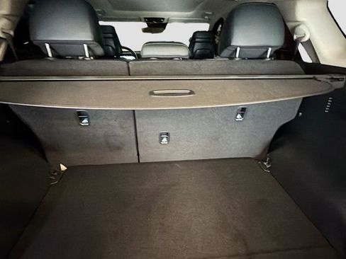 Used 2025 Kia Sportage SX image 27