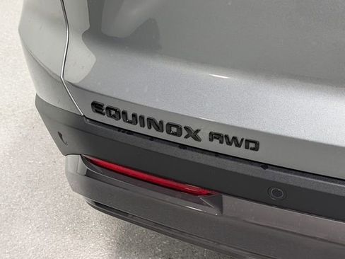 New 2026 Chevrolet Equinox ACTIV w/ Convenience Package III AWD/4WD image 5
