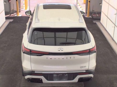 Certified 2023 INFINITI QX60 Luxe w/ Cargo Package FWD image 17