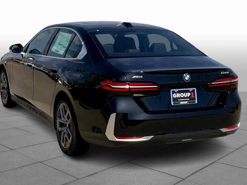 New 2026 BMW 530i xDrive 530i xDrive w/ Premium Package image 11