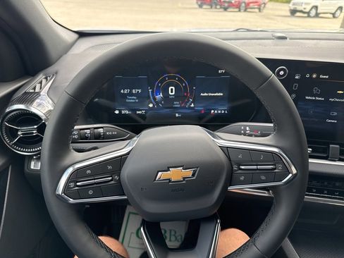 New 2026 Chevrolet Equinox LT w/ Convenience Package II image 26