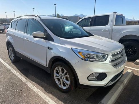 Used 2019 Ford Escape SEL FWD image 5