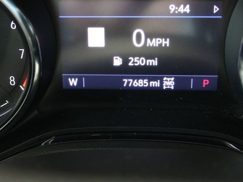 Used 2020 Buick Encore GX Essence w/ Experience Buick Package AWD/4WD image 23