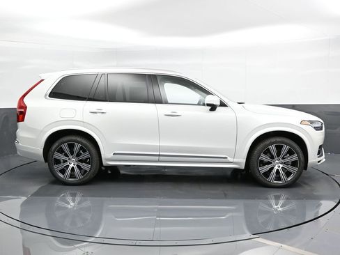 New 2025 Volvo XC90 T8 Core w/ Protection Package Premier image 4