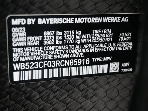 Used 2024 BMW iX xDrive50 w/ Premium Package AWD/4WD image 9