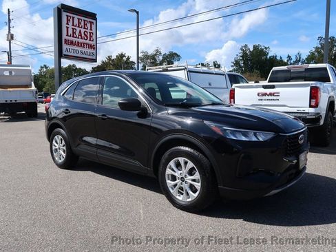 Used 2023 Ford Escape Active w/ Tech Pack #1 image 7