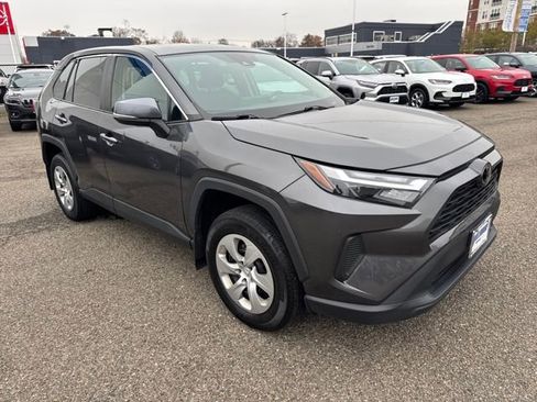Used 2023 Toyota RAV4 LE image 22