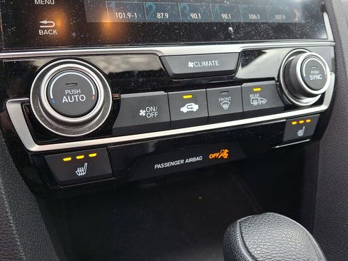 Used 2017 Honda Civic EX-T image 19