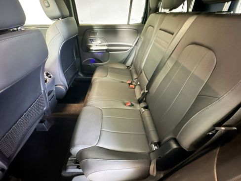 New 2025 Mercedes-Benz GLB 250 4MATIC image 22