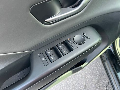 Used 2024 Hyundai Kona Limited AWD/4WD image 13