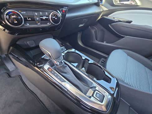 New 2025 Chevrolet Trax LT w/ Driver Confidence Package image 52