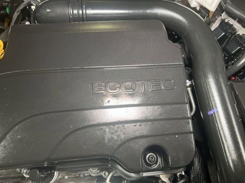 Used 2023 Chevrolet Malibu LT image 16