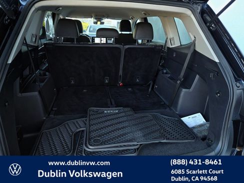 Used 2024 Volkswagen Atlas SE AWD/4WD image 26