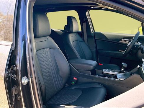 New 2026 Kia Sportage X-Line w/ X-Line Premium Package AWD/4WD image 11