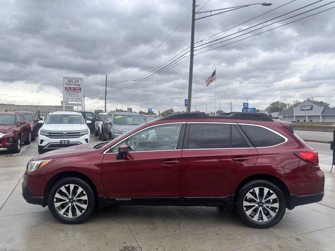 Used 2017 Subaru Outback 2.5i Limited image 6