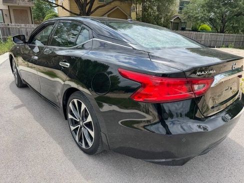 Used 2017 Nissan Maxima SR FWD image 16