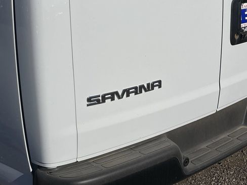 New 2025 GMC Savana 2500 Extended w/ Driver Convenience Package RWD image 31