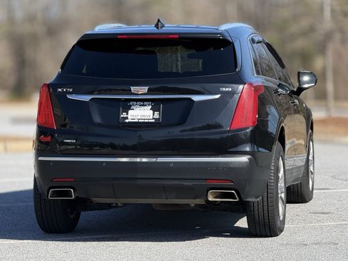 Used 2017 Cadillac XT5 Luxury w/ Driver Awareness Package image 4