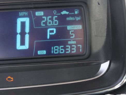 Used 2016 Chevrolet Trax LT FWD image 9