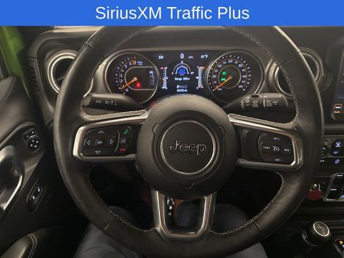 Used 2018 Jeep Wrangler Unlimited Sahara image 23