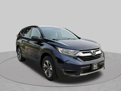 Used 2018 Honda CR-V LX image 2