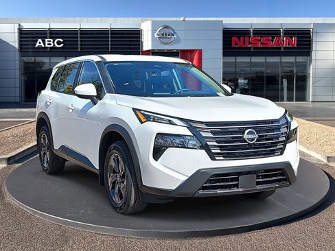 New 2026 Nissan Rogue SV w/ Cold Weather Package AWD/4WD image 3