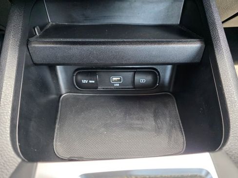 Used 2024 Kia Forte LXS image 15