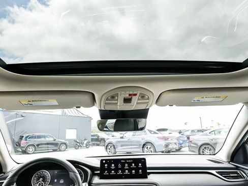 Used 2026 Genesis G70 2.5T Prestige RWD image 18
