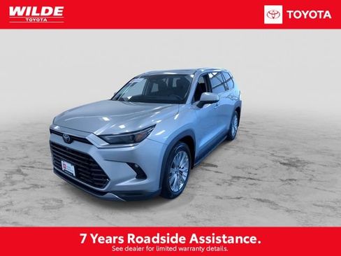 Certified 2024 Toyota Grand Highlander Platinum image 5