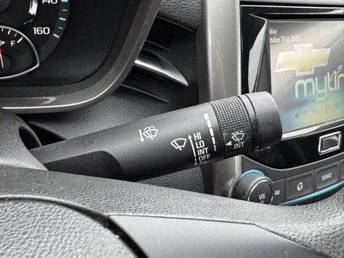 Used 2015 Chevrolet Malibu LT w/ Power Convenience Package image 23