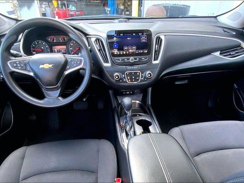 Used 2024 Chevrolet Malibu LT image 15