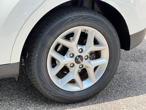 Certified 2023 Kia Soul S FWD image 38