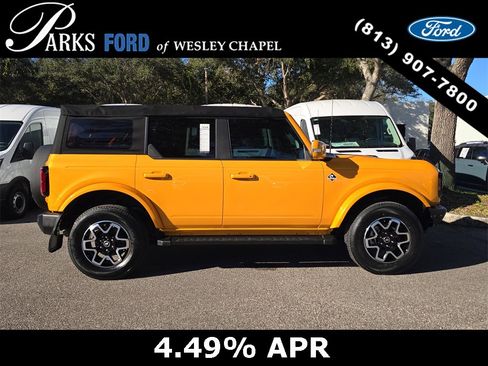 Certified 2022 Ford Bronco Outer Banks image 3