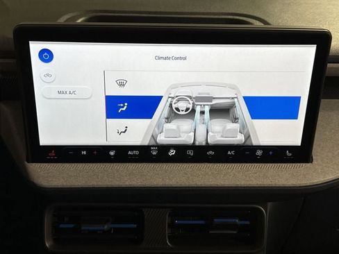New 2026 Ford Maverick XLT w/ XLT Luxury Package FWD image 25