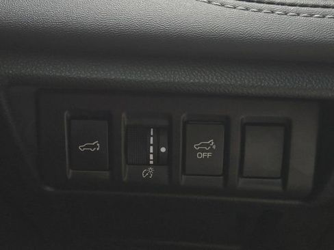 Used 2022 Subaru Outback Touring w/ Popular Package #2 image 27