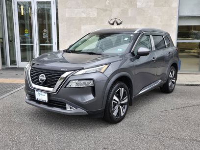 Used 2021 Nissan Rogue SL w/ Premium Package